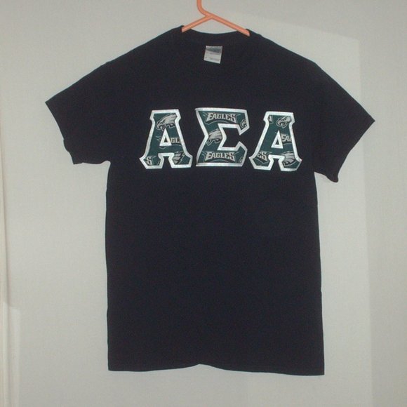 Philadelphia Eagles T-shirt - New - size small - Picture 1 of 4